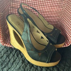MICHAEL KORS VINTAGE WEDGE   SZ8